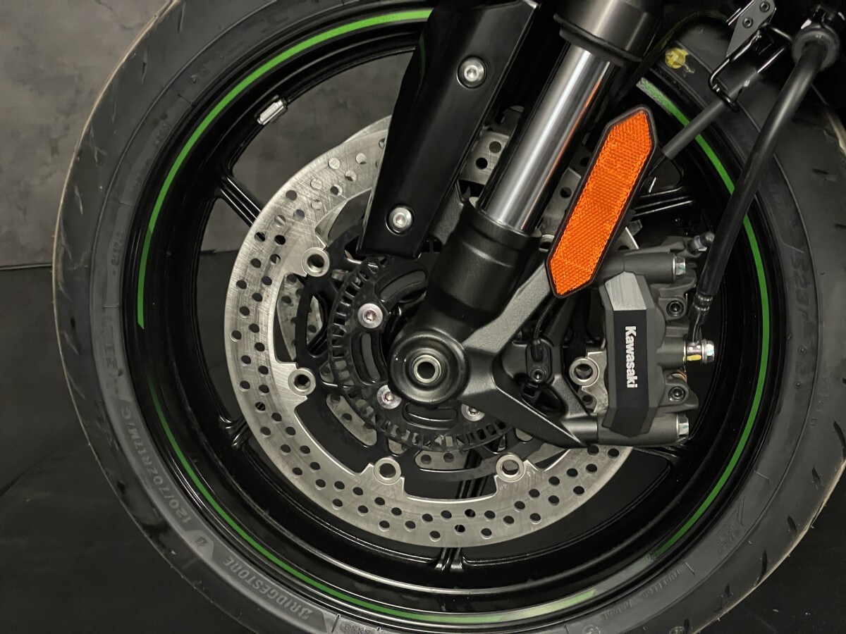 Kawasaki Ninja 1100SX Performance Tourer