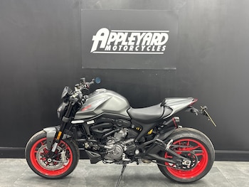 Used Ducati MONSTER 937 PLUS 2021 for sale - bike-77869093: Photo