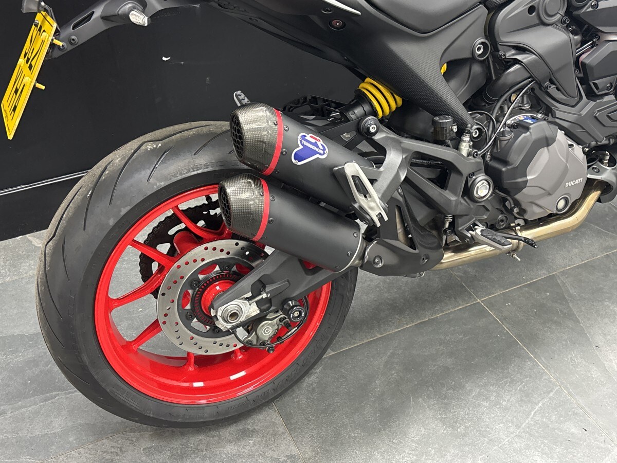 Ducati MONSTER 937 PLUS