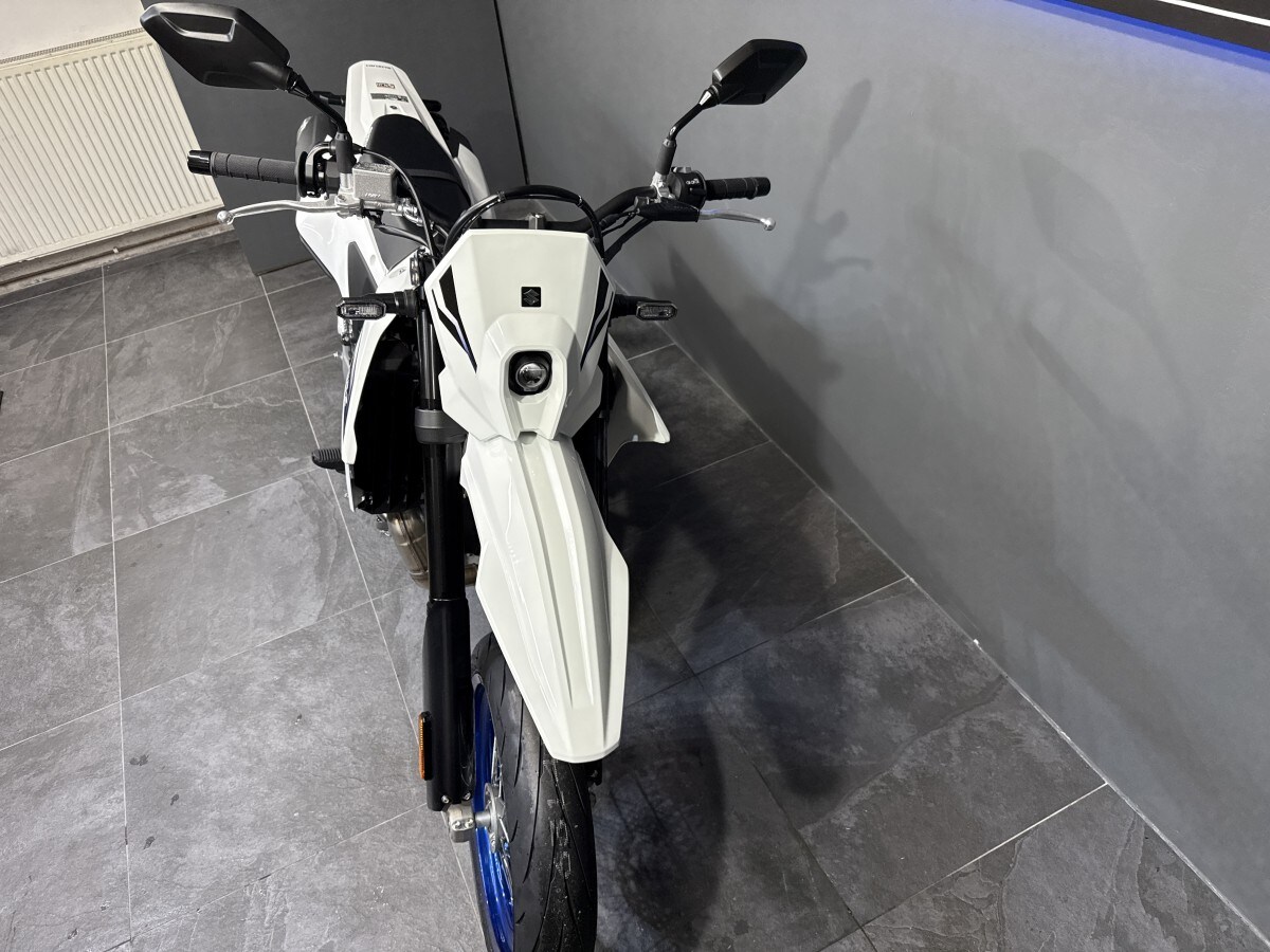 Suzuki DRZ 400