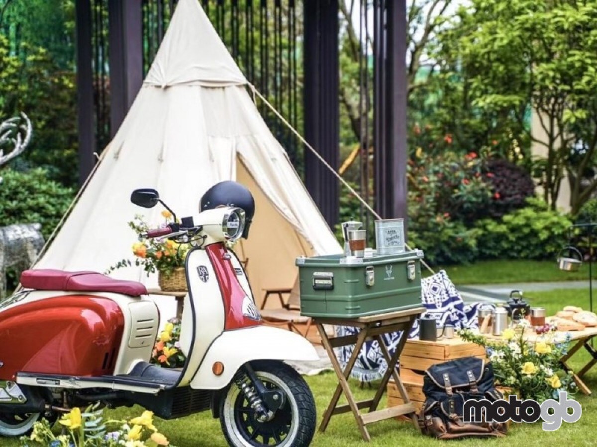 Royal Alloy TG 125 LC Two Tone PRE REG OFFER