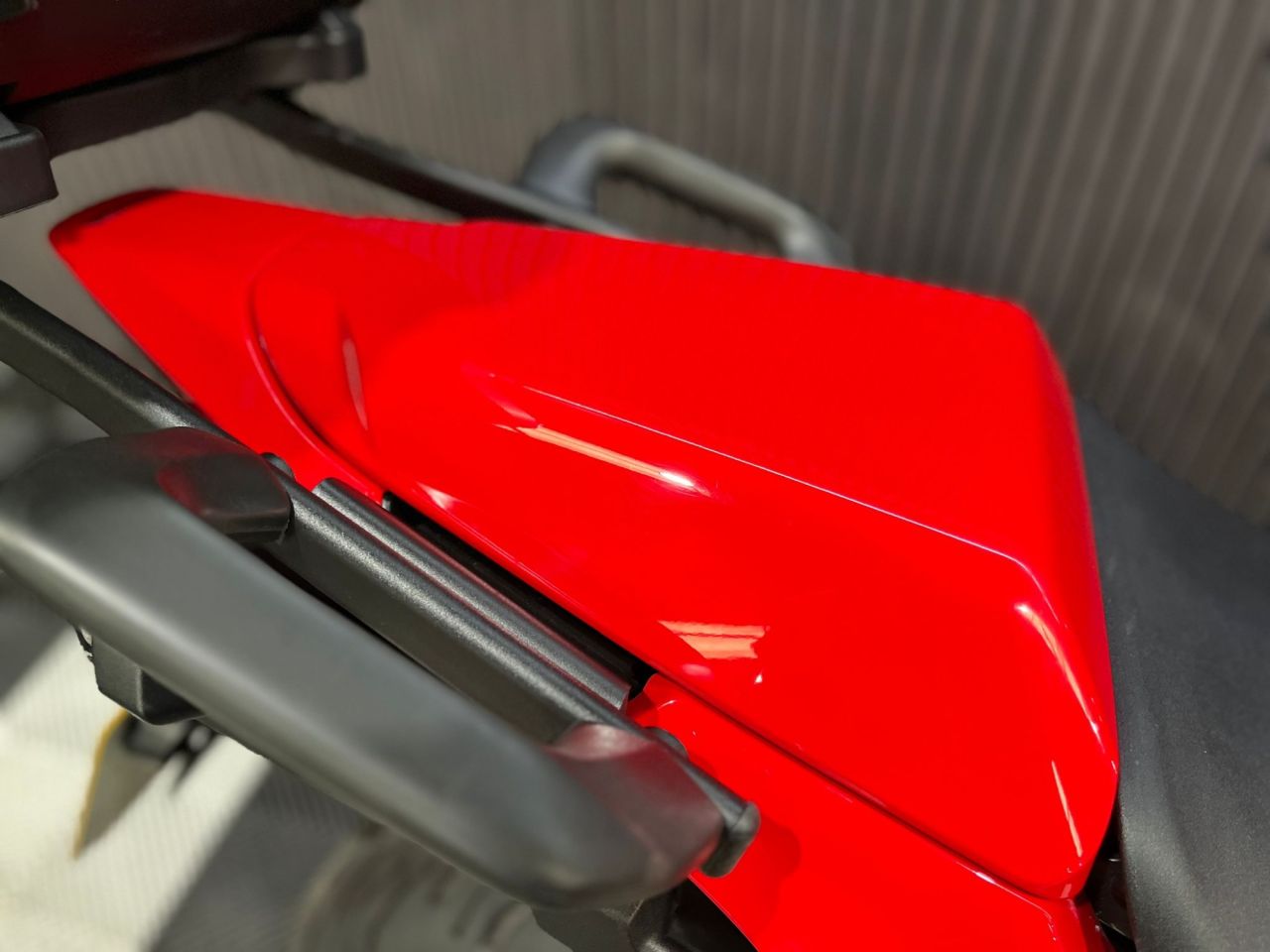 Used Honda VFR800F for sale - 78918343: Photo 13