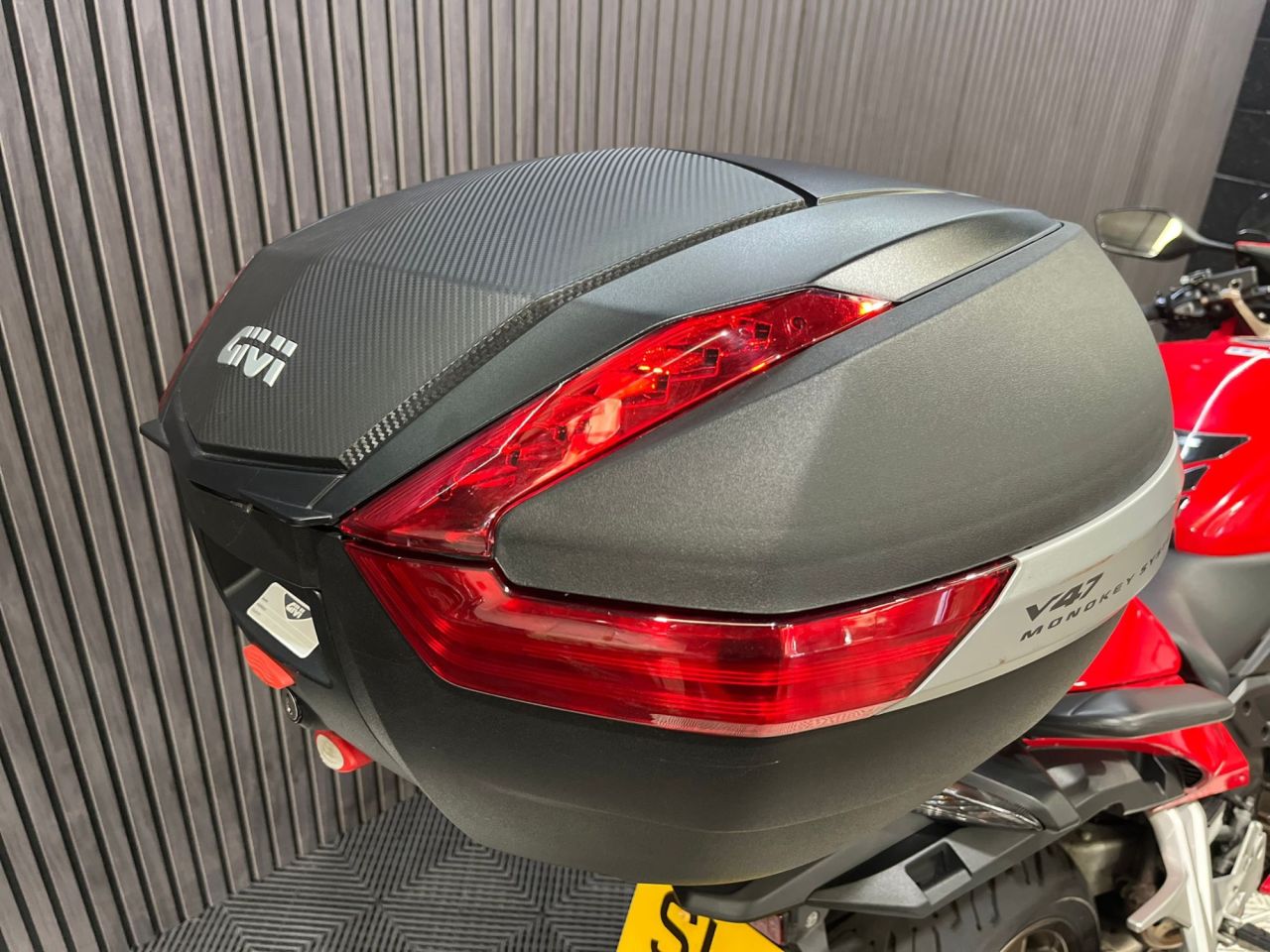 Used Honda VFR800F for sale - 78918343: Photo 14