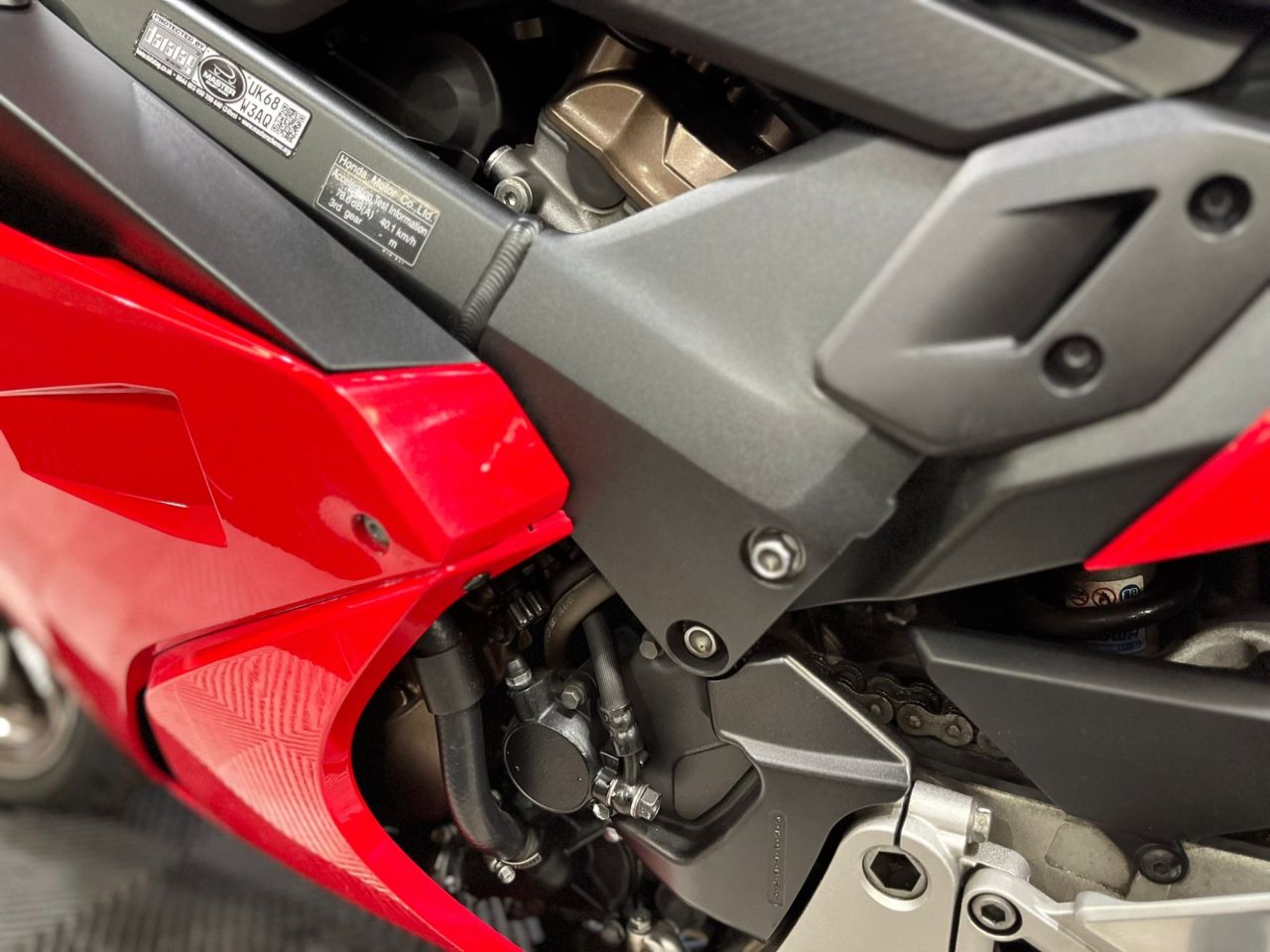 Used Honda VFR800F for sale - 78918343: Photo 17
