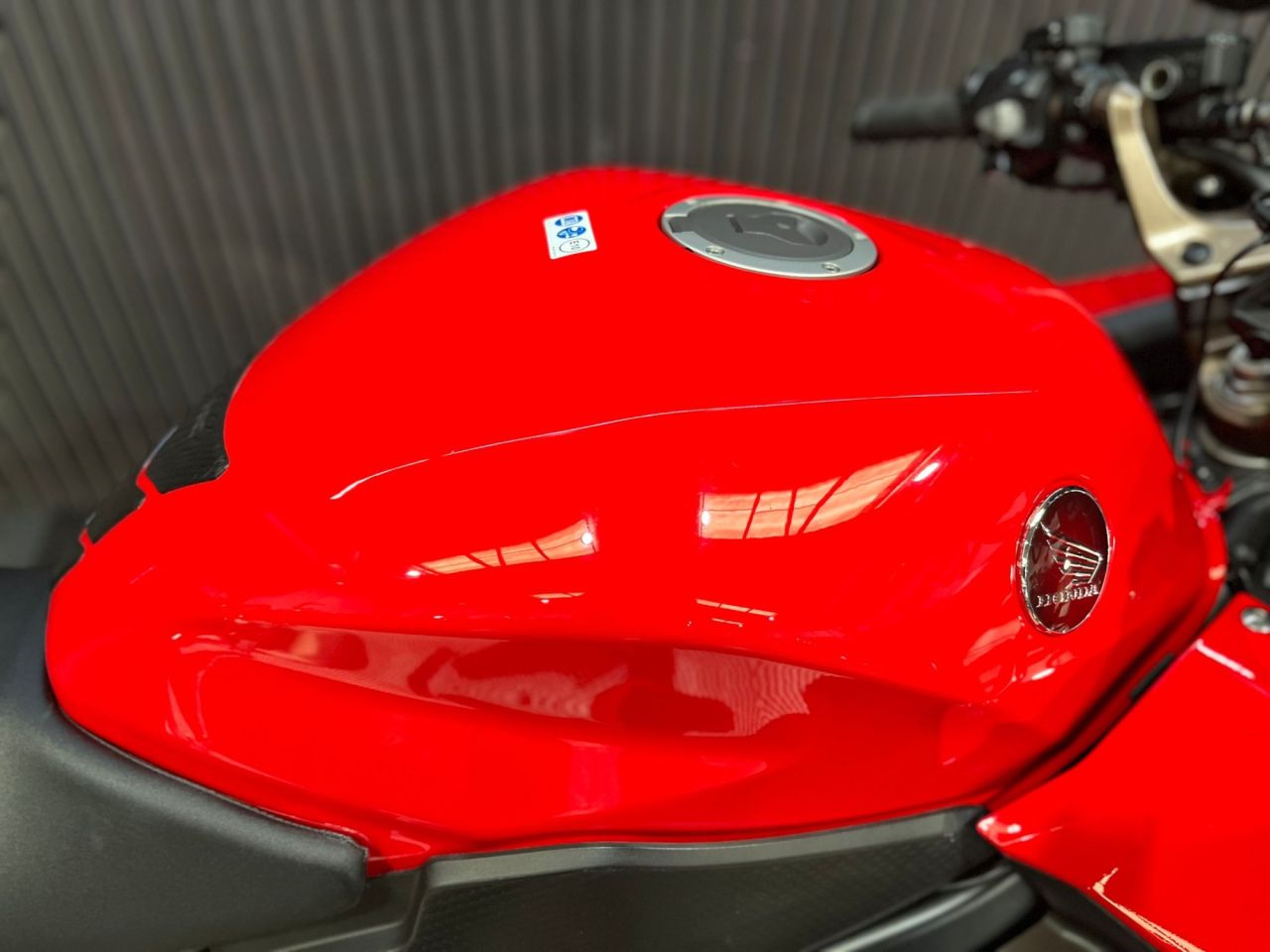 Used Honda VFR800F for sale - 78918343: Photo 22