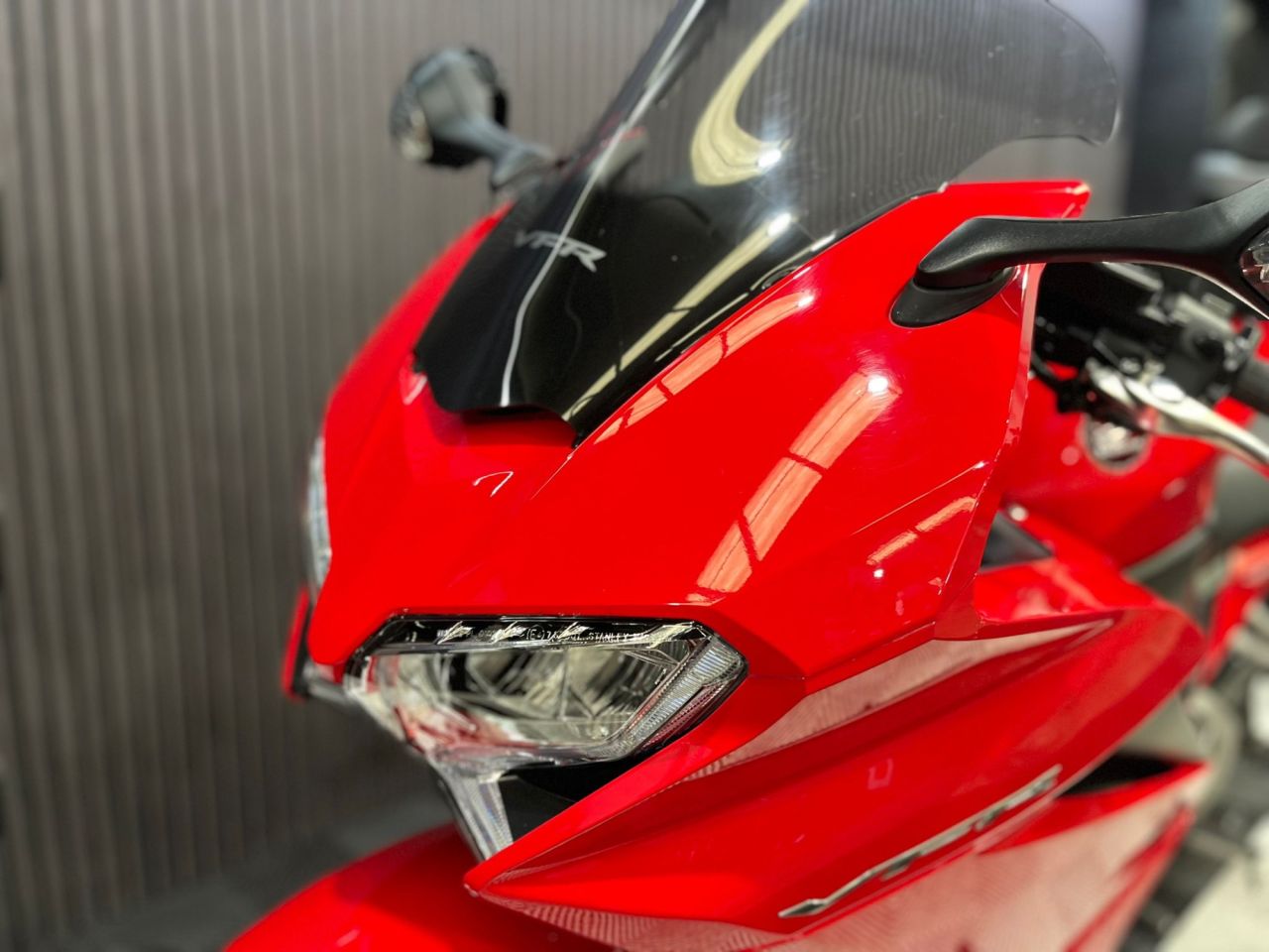 Used Honda VFR800F for sale - 78918343: Photo 23