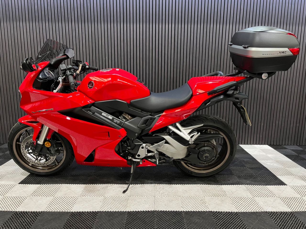 Used Honda VFR800F for sale - 78918343: Photo 9