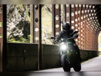 Used Benelli 752 S undefined for sale - bike-77865197: Photo