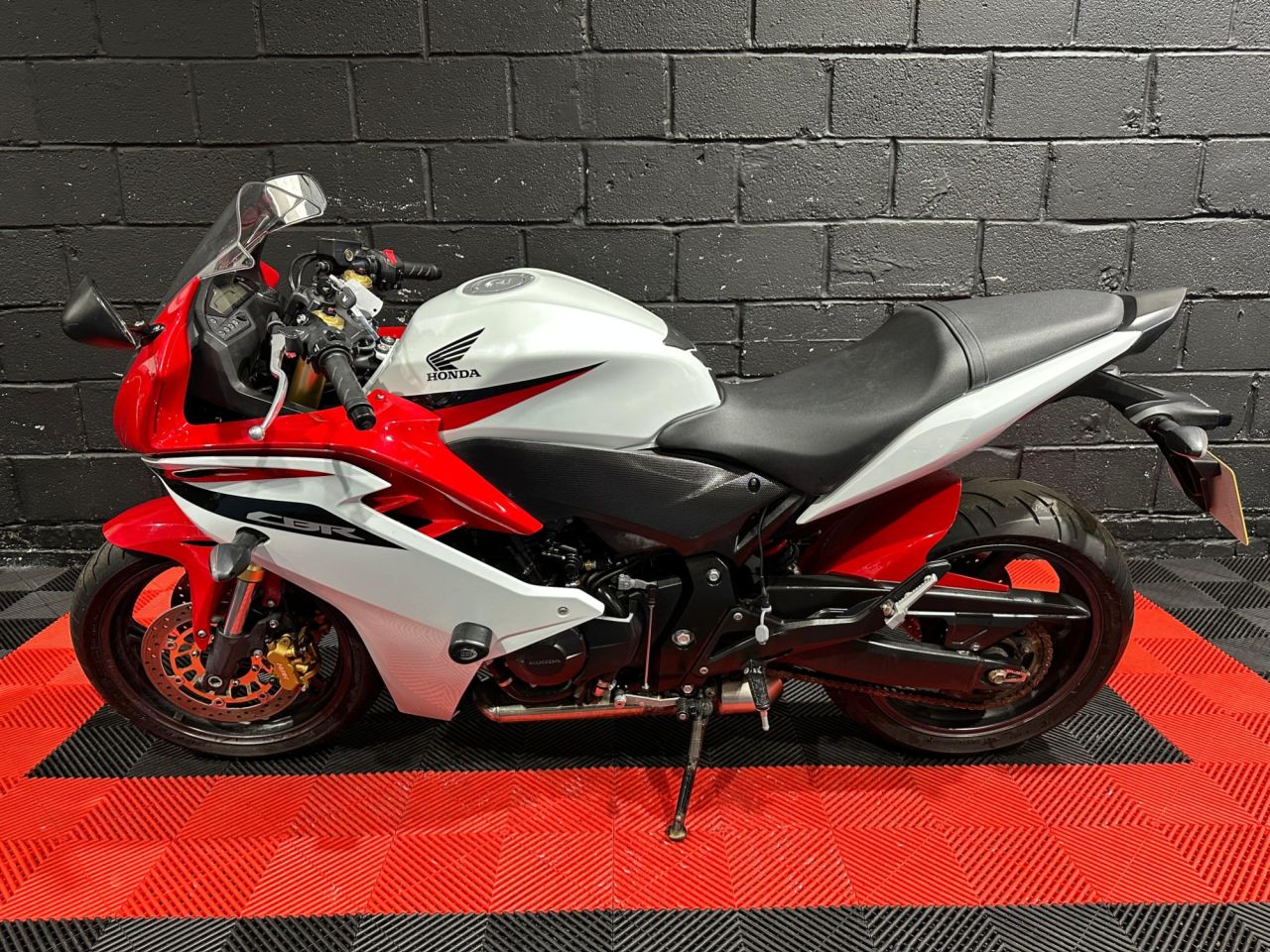 Used Honda CBR600F for sale - 78434960: Photo 11