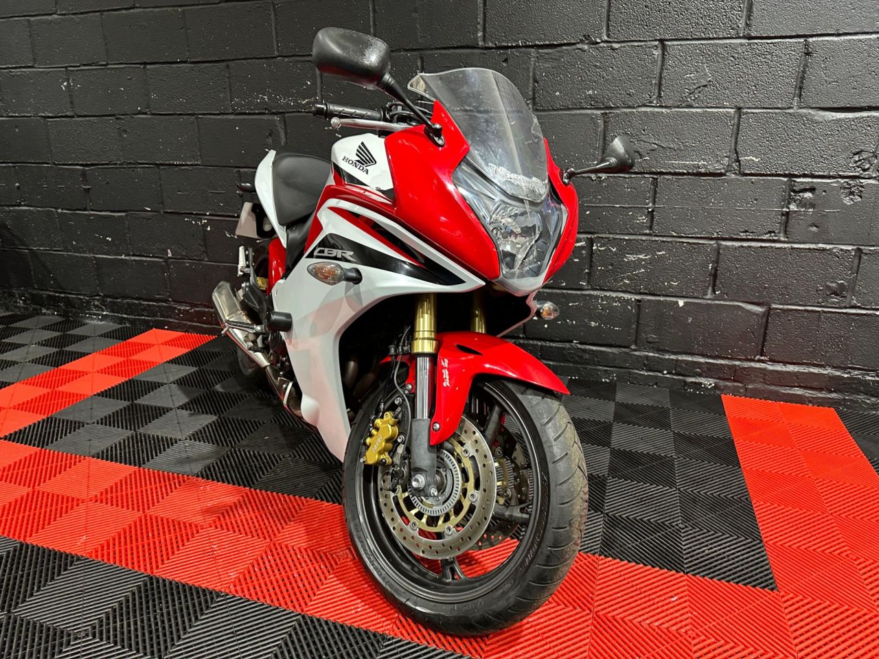 Used Honda CBR600F for sale - 78434960: Photo 9