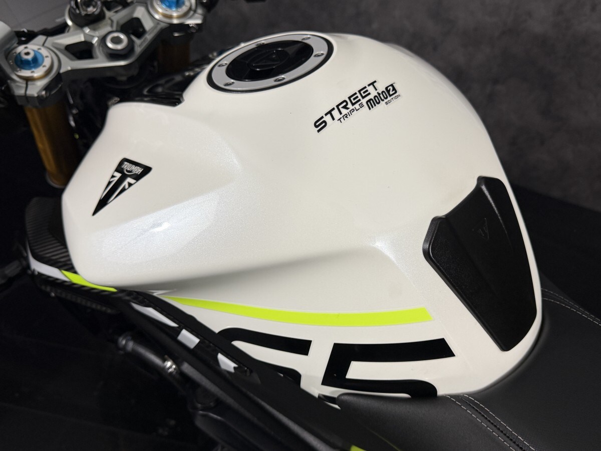 Triumph STREET TRIPLE RS MOT
