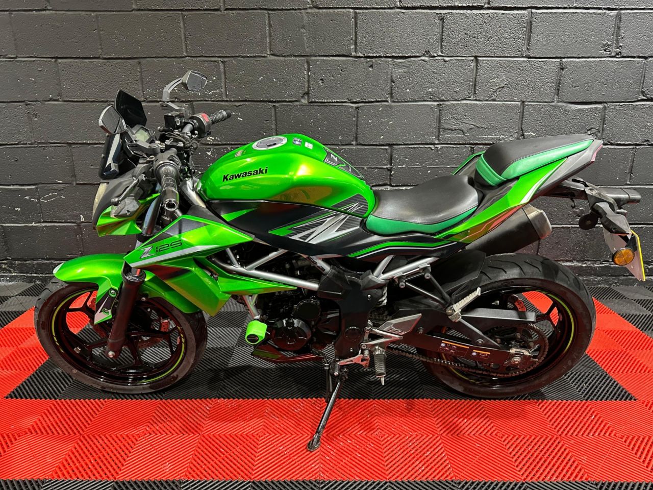 Used Kawasaki Ninja 125 for sale - 78435226: Photo 11