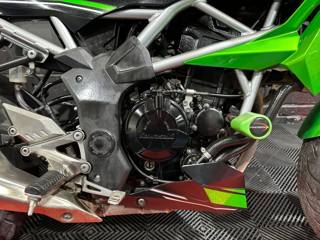 Used Kawasaki Ninja 125 for sale - 78435226: Photo 15
