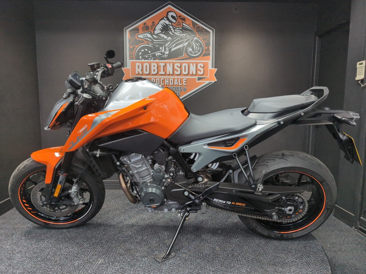 KTM 790 DUKE 18