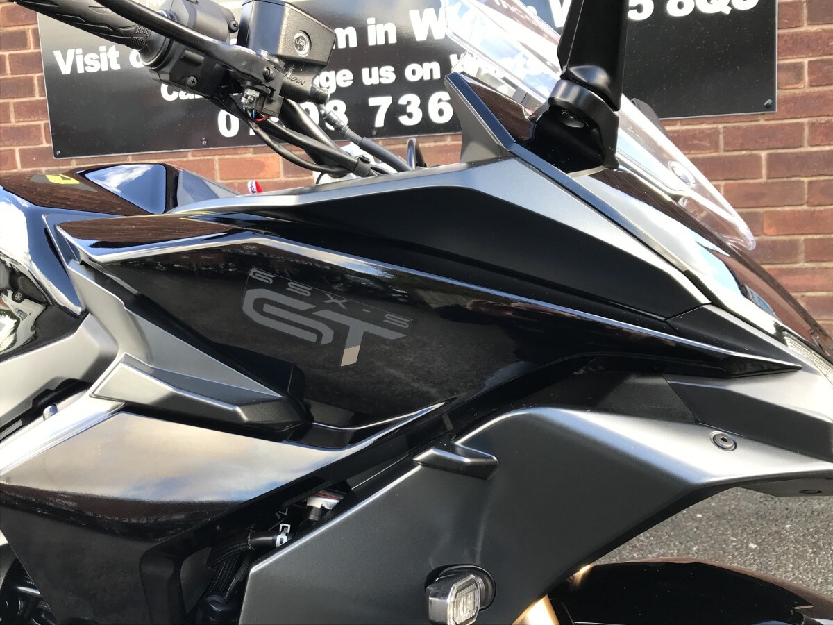 Suzuki GSX-S 1000 GT