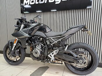 Used Suzuki GSX-8S 2023 for sale - bike-78290068: Photo