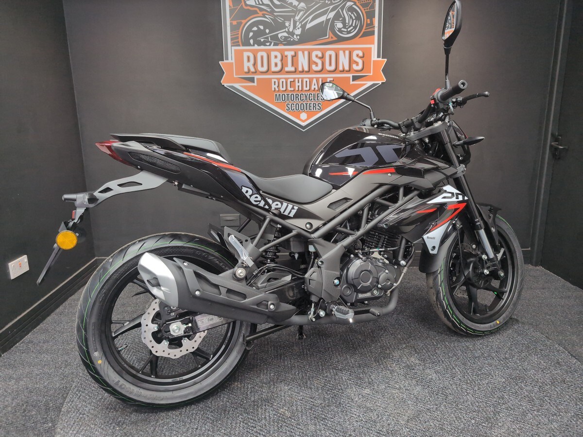 Benelli BN 125
