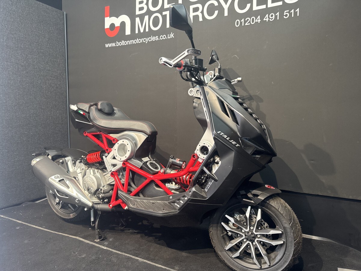 ItalJet Dragster 200