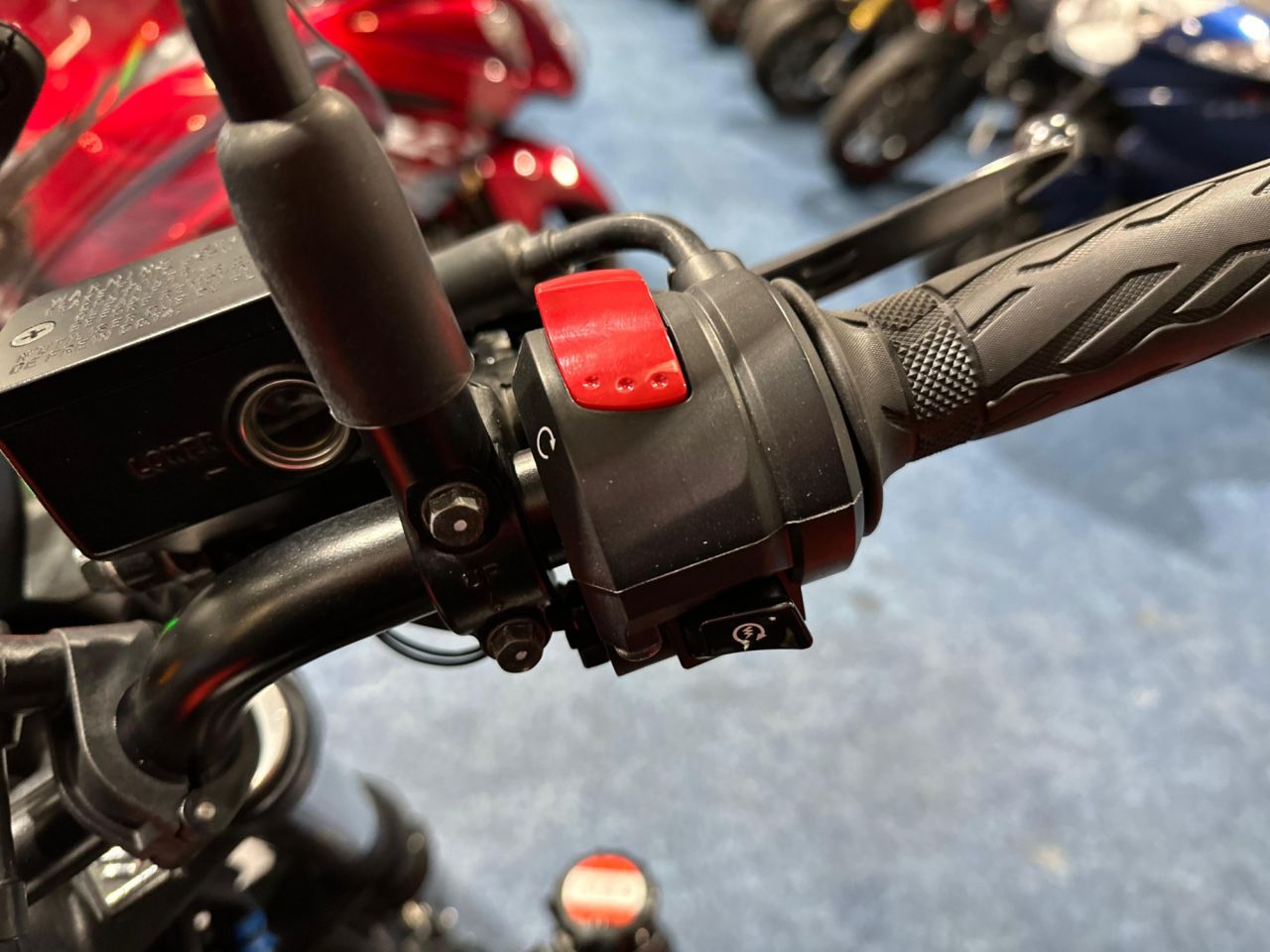 Used Suzuki SV650 for sale - 78434641: Photo 26