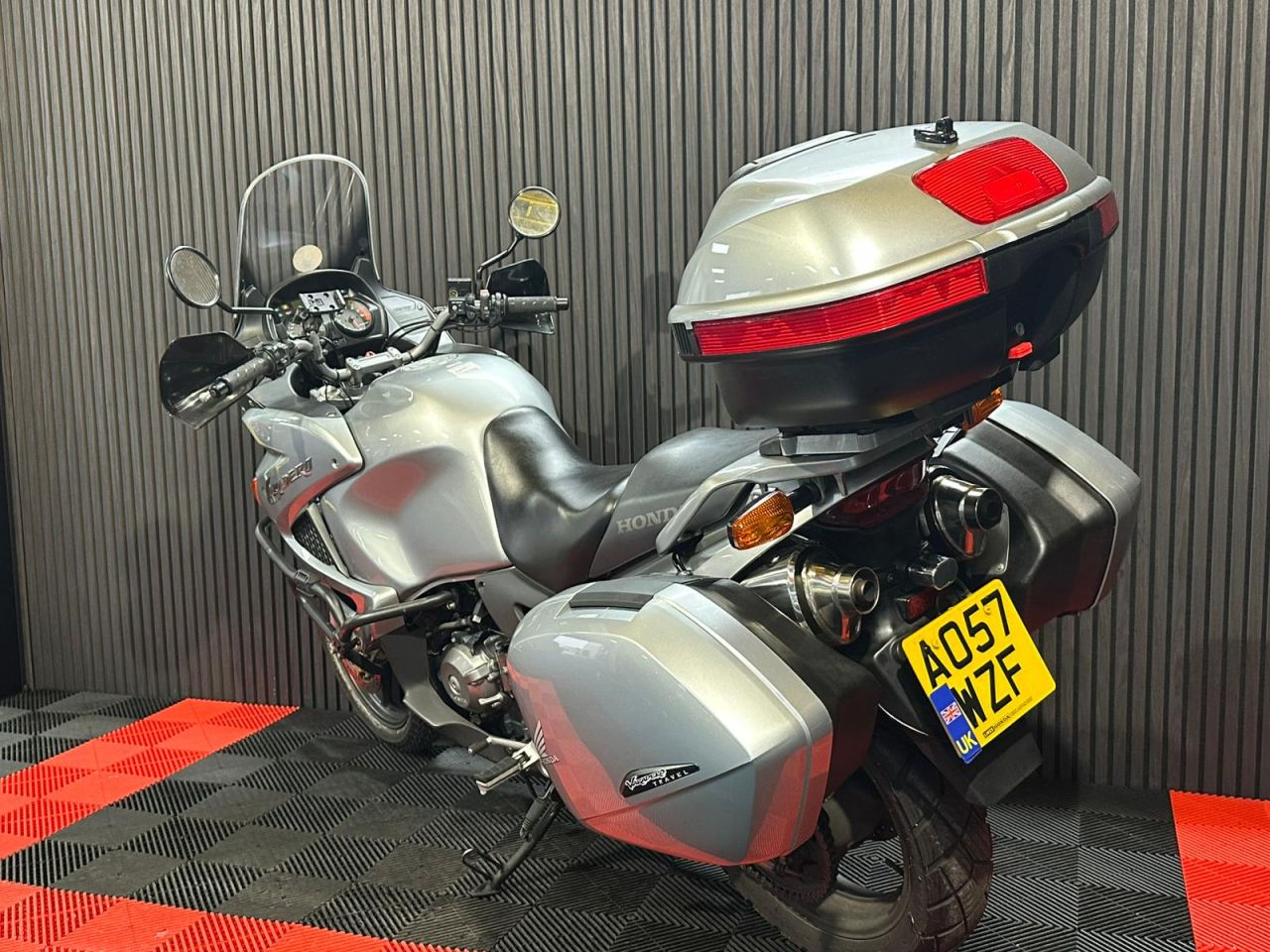 Used Honda XL1000V Varadero for sale - 78435437: Photo 13