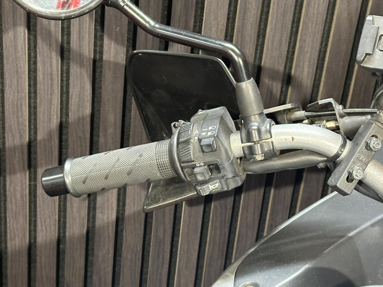 Used Honda XL1000V Varadero for sale - 78435437: Photo 22