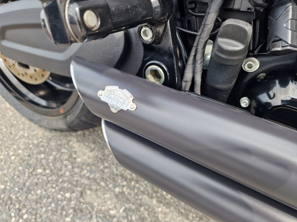 Harley-Davidson FXDR SOFTAIL 114 1868 19