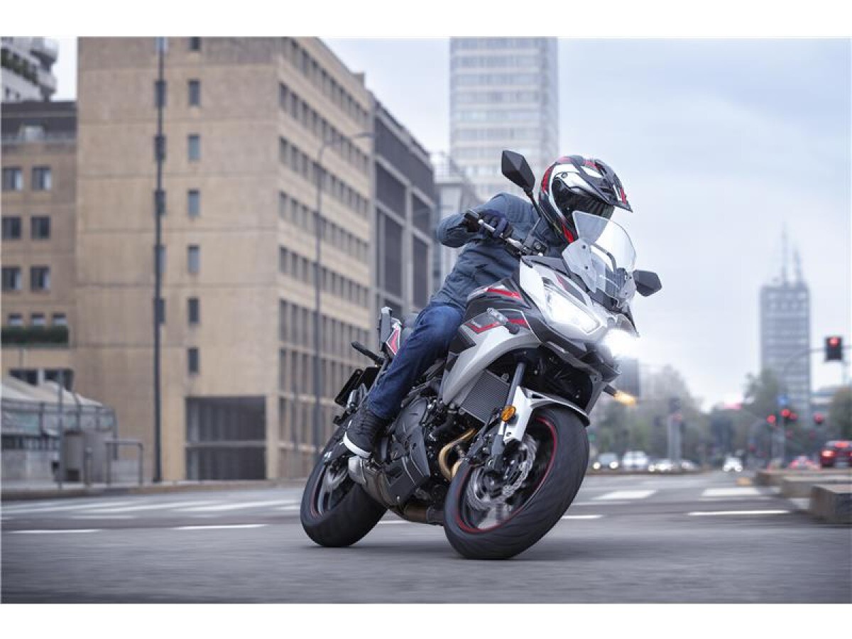 Kawasaki Versys 650 KLE650JSFNN BK1