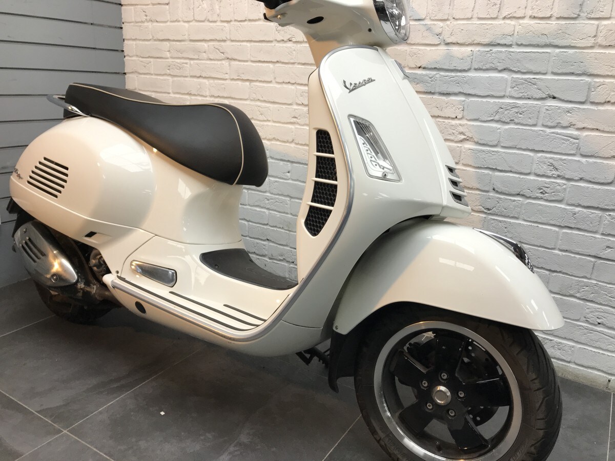 Used Piaggio VESPA GTS SUPER 300 HPS 2019 for sale - 77865695: Photo 15