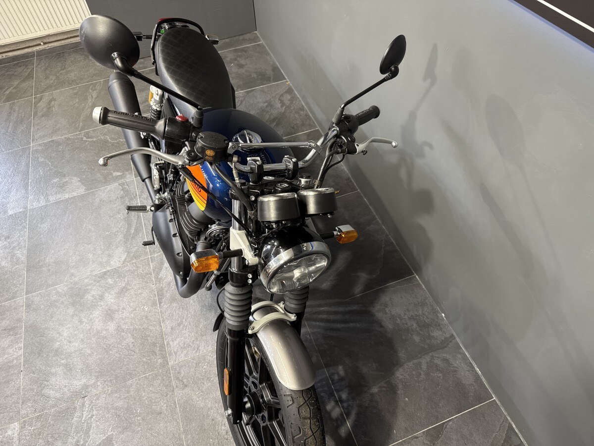 Royal Enfield Interceptor 650