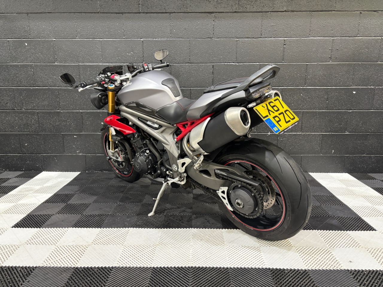 Used Triumph Speed Triple 1050 for sale - 78434590: Photo 9