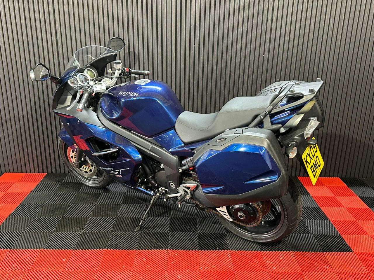 Used Triumph Sprint ST 1050 for sale - 78435368: Photo 8