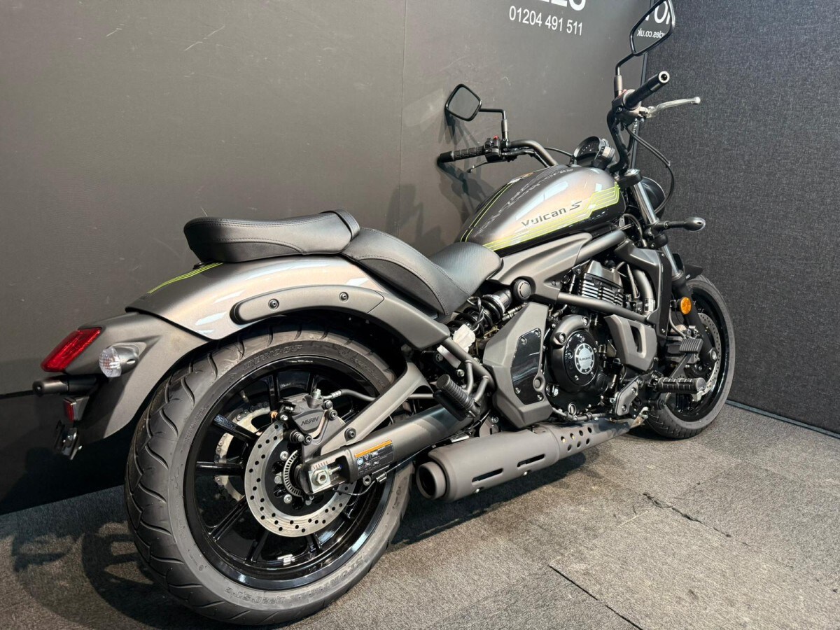 Kawasaki Vulcan S EN650