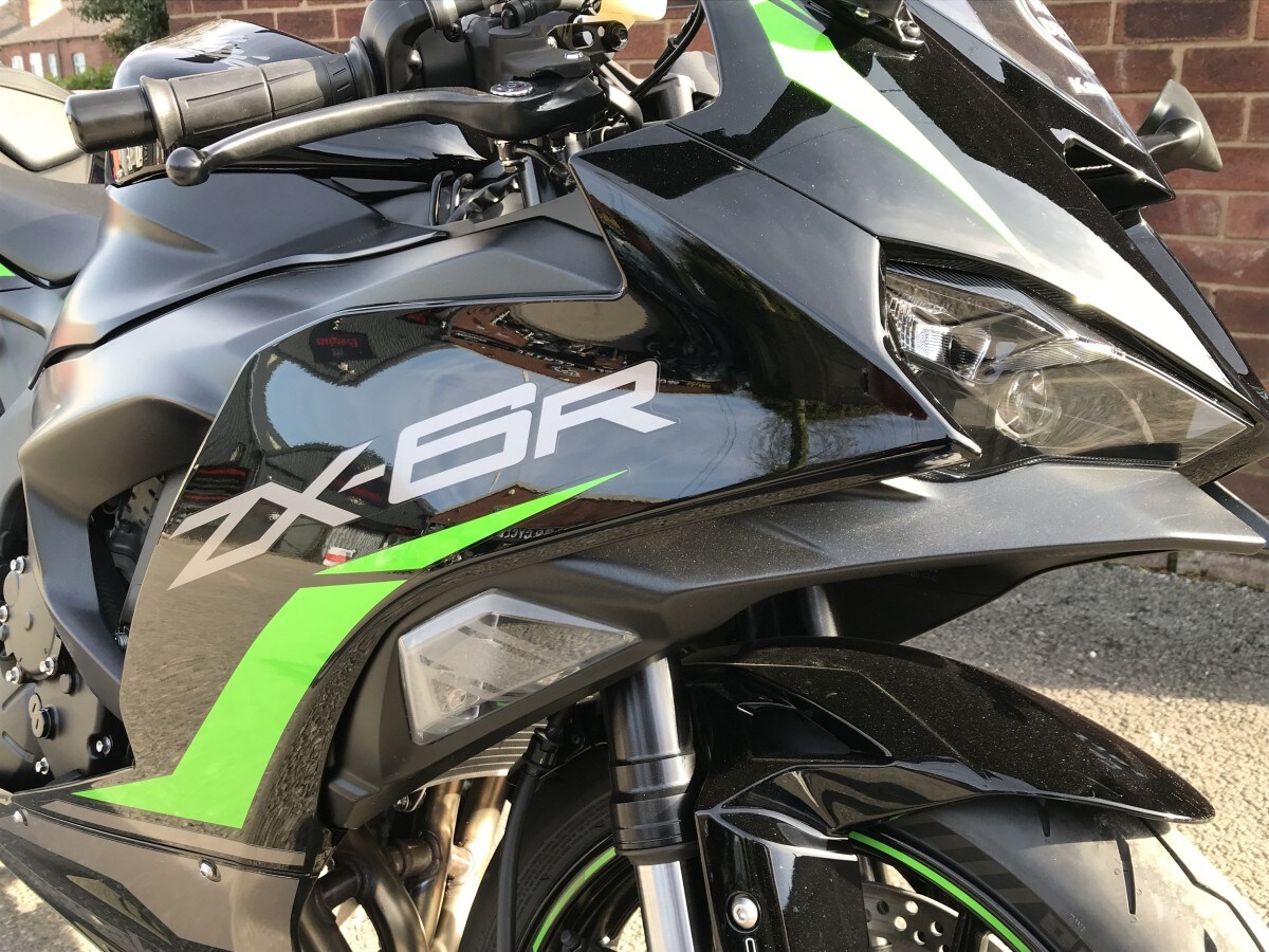 Kawasaki Ninja ZX-6R ZX636SJFAN