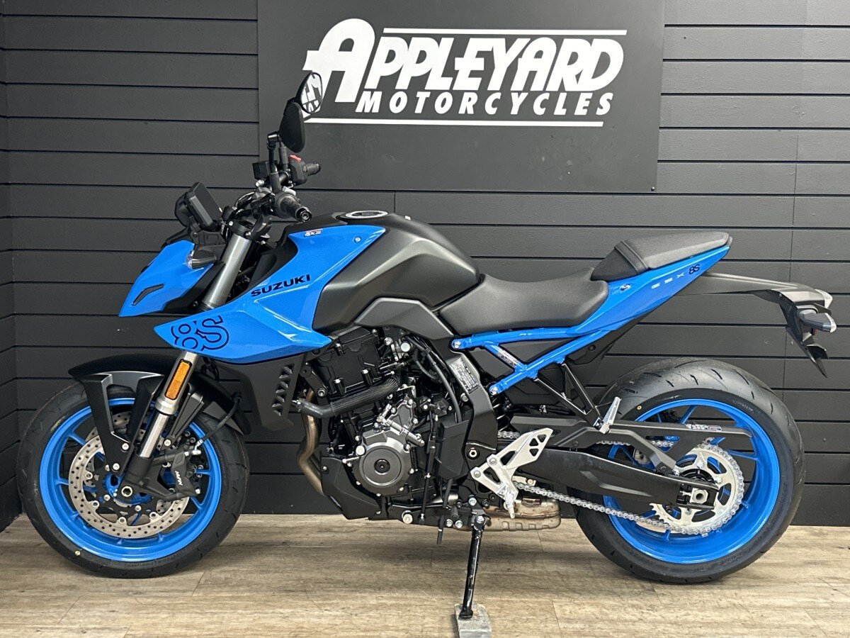 Suzuki GSX-8S