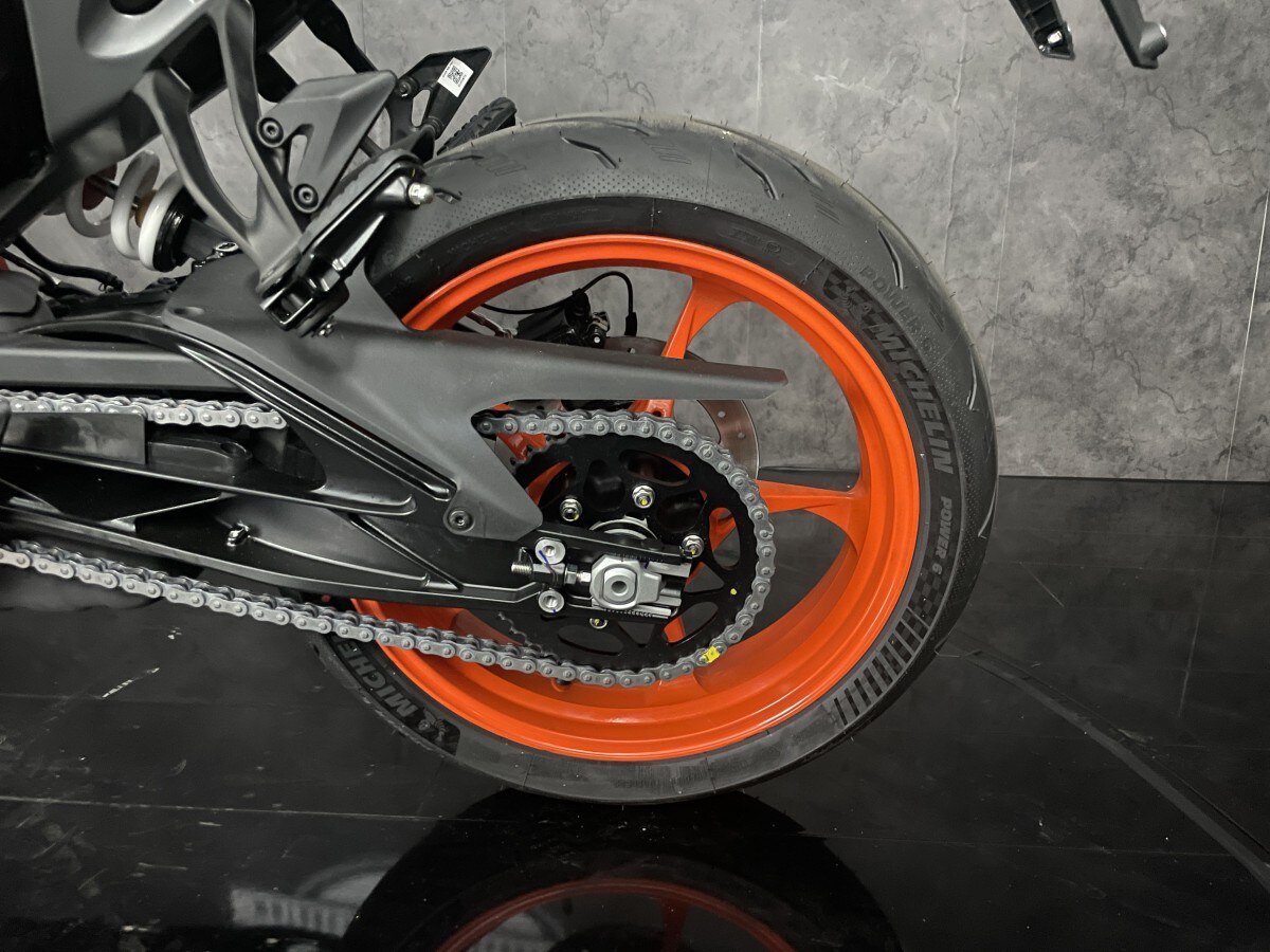 KTM 390 Duke
