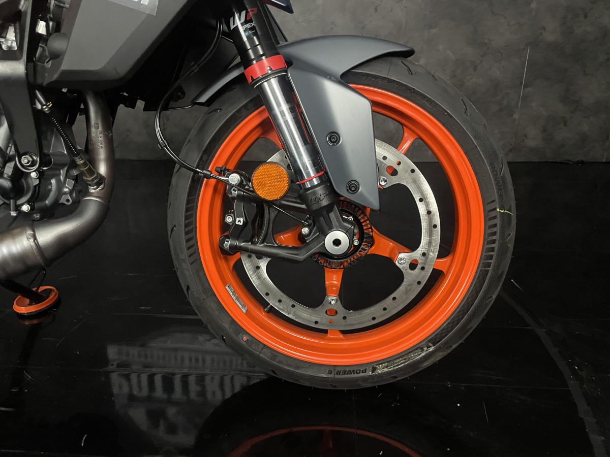 KTM 390 Duke