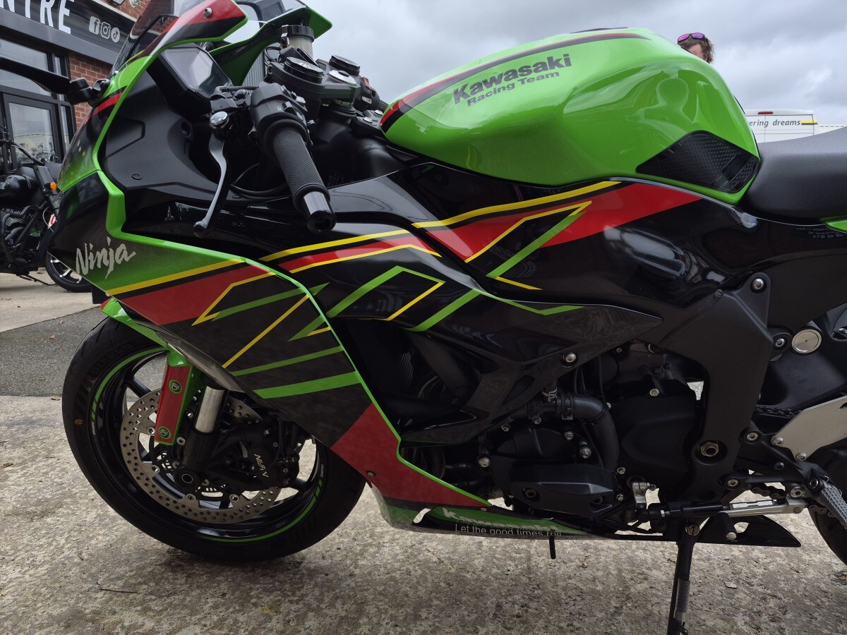 Kawasaki NINJA ZX 6