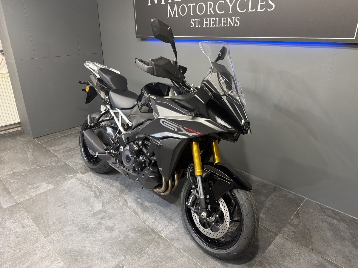 Suzuki GSX-S1000GX