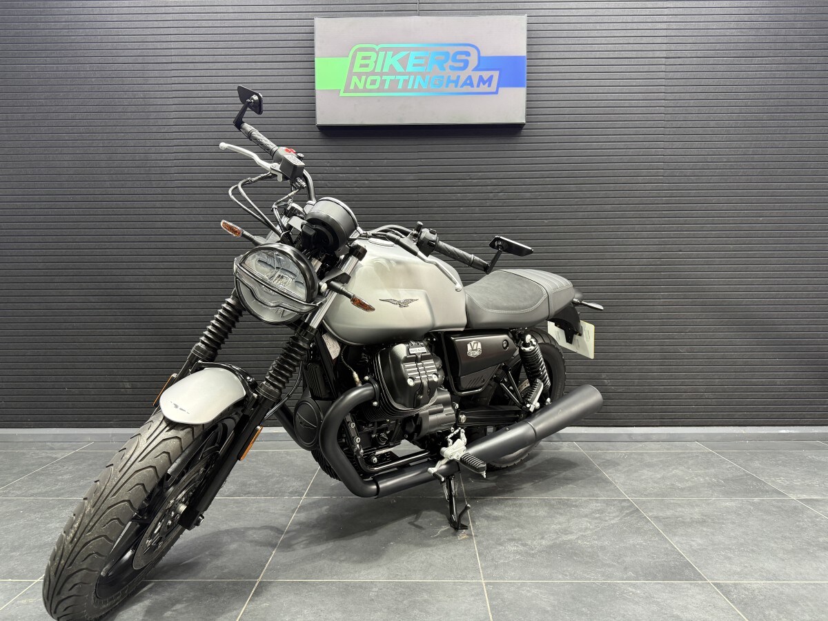 Moto Guzzi V7 IV STONE