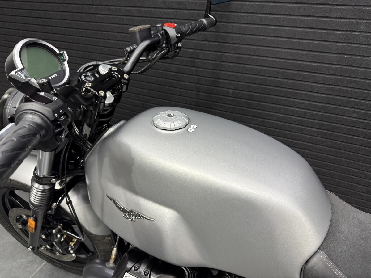 Moto Guzzi V7 IV STONE