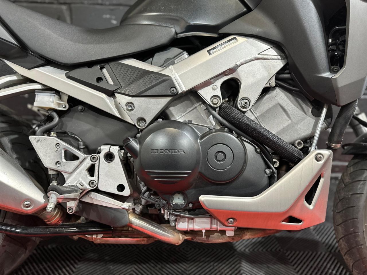 Used Honda VFR800X Crossrunner for sale - 78434492: Photo 13