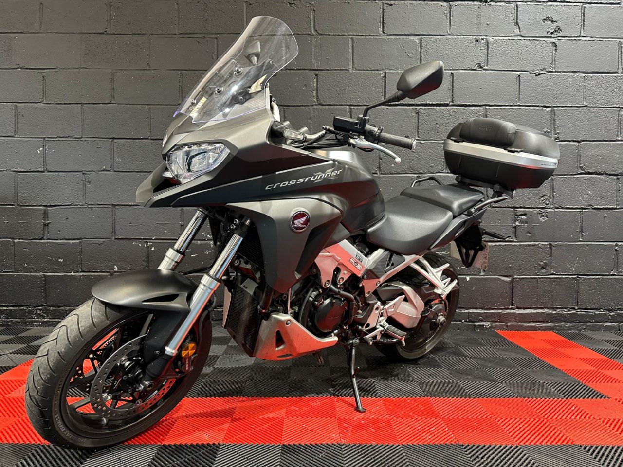 Used Honda VFR800X Crossrunner for sale - 78434492: Photo 9