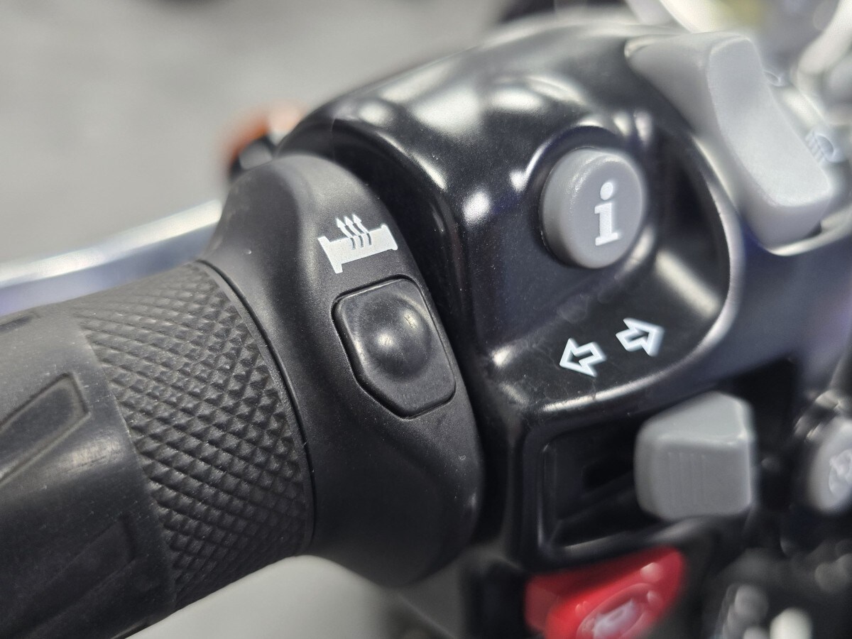 Triumph BONNEVILLE T120 BLACK