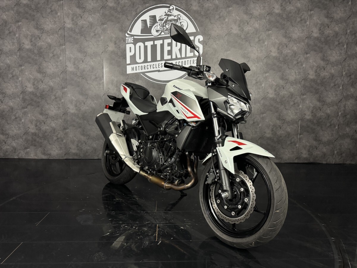 Kawasaki ER 400 FPFNN