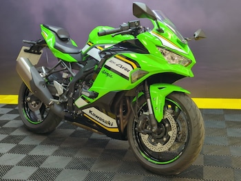 Used Kawasaki NINJA ZX-4RR 2024 for sale - bike-77866660: Photo