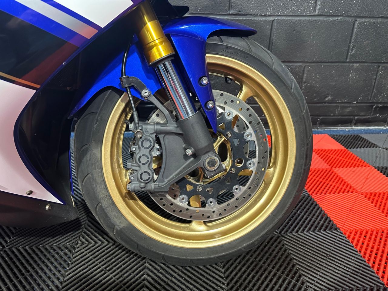Used Yamaha R1 for sale - 78435136: Photo 25