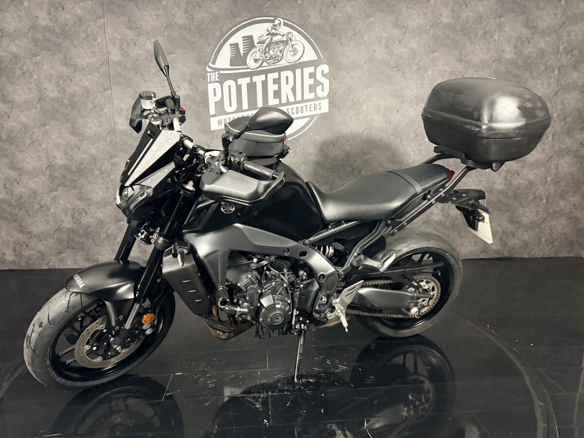 Yamaha MT-09 (MTN890)