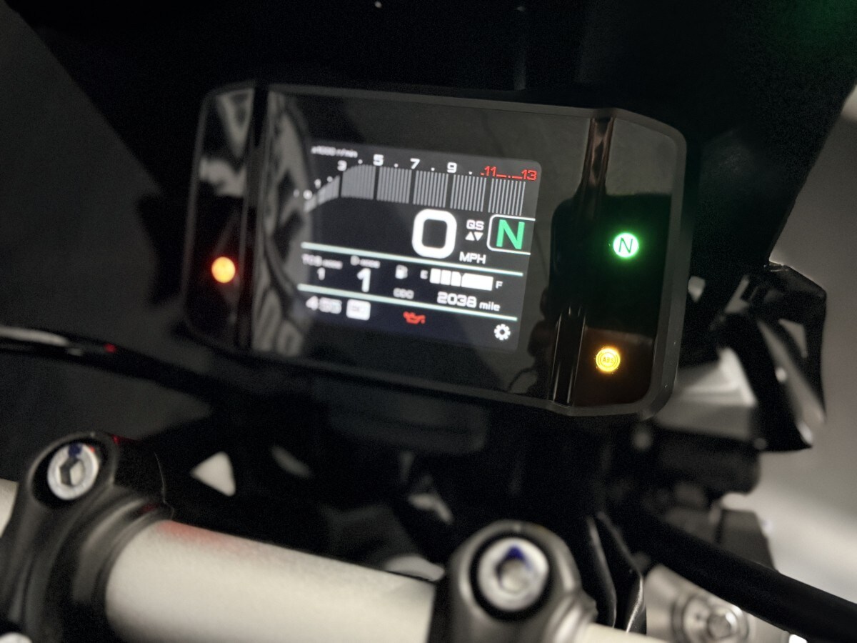 Yamaha MT-09 (MTN890)