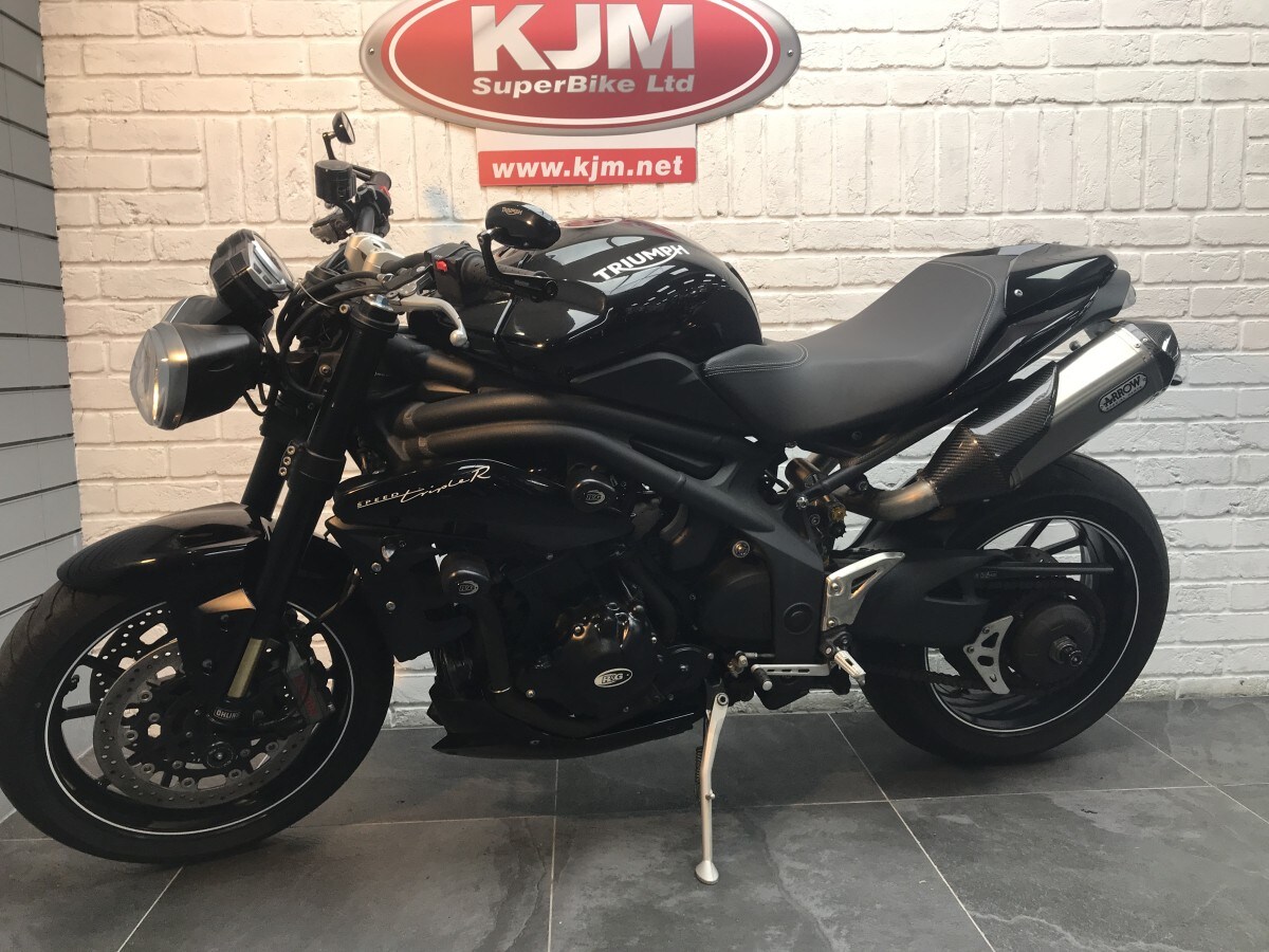 Triumph SPEED TRILPLE 1050 94 R
