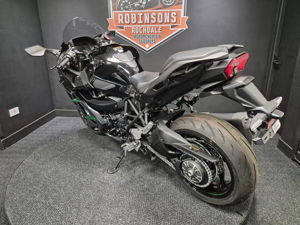 Kawasaki Ninja H2SX ZX1002PPFNN BK1
